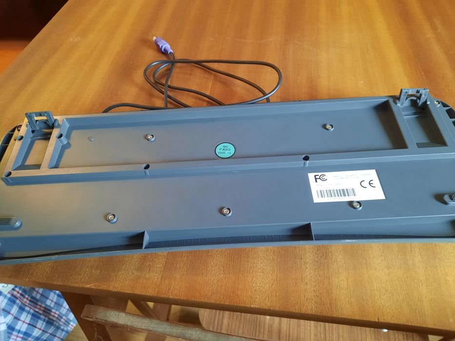 Teclado para PC torre