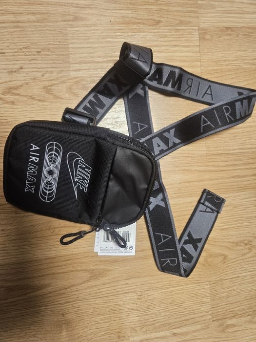 NIKE AIR MAX Czarna Saszetka 1L / Nerka Męska – UNIKAT Z METKAMI