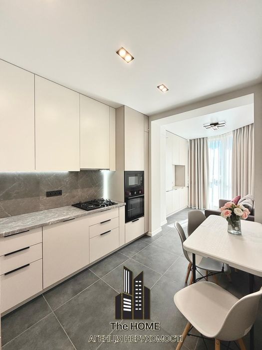 Продаж 1 - кімнатної квартири в елітному ЖК Софія Резиденс