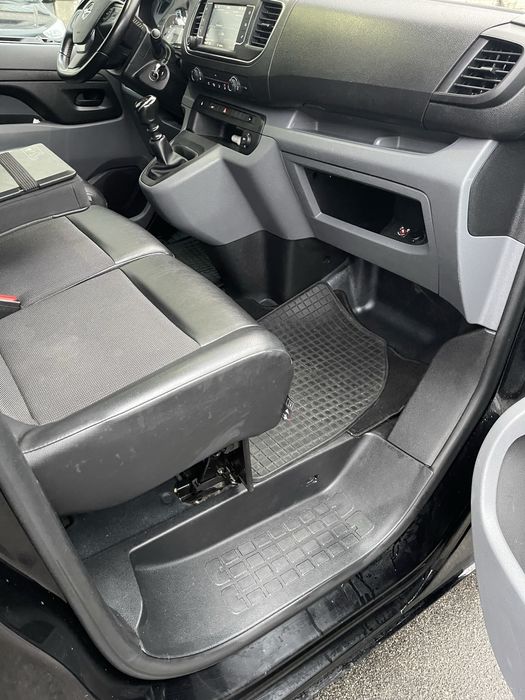 Продам Opel Vivaro