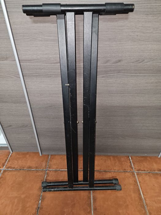 Teclado Roland G-1000