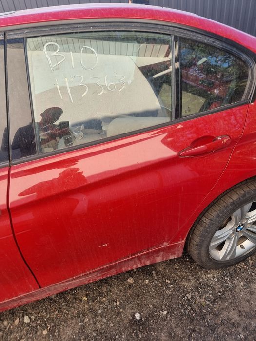 Задня ліва дверка bmw f30