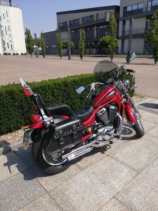 Suzuki Intruder vs 800