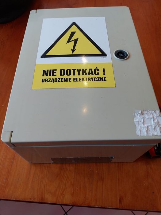 Rozdzielnica budowlana ERBETKA