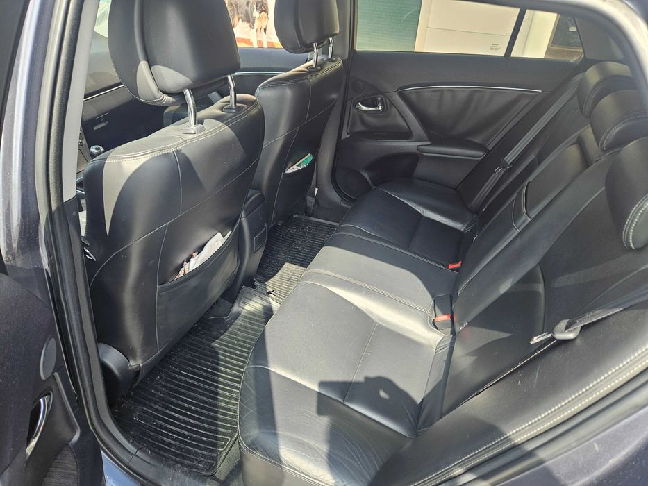 Toyota avensis 2009
