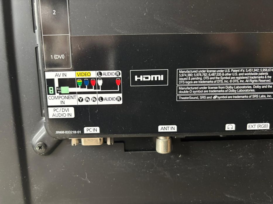 Telewizor samsung 32 całe UE32D4000