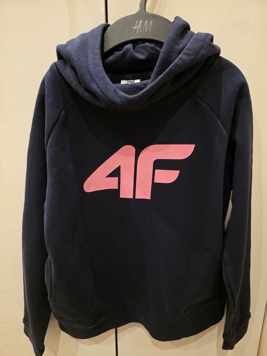Granatowa bluza 4f rozmiar 140