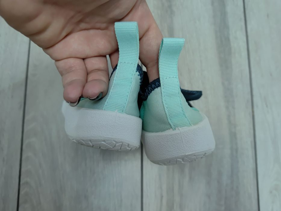 Buty do wody, kapcie decathlon r.30-31