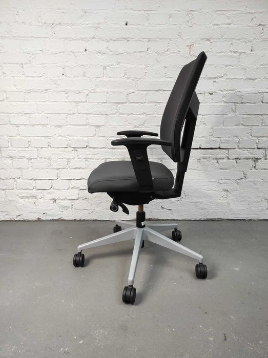 PROMOCJA!! - Fotel biurowy obrotowy PROFIM - RAYA