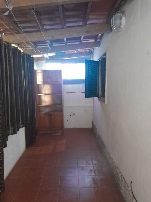 Vende-se T2 na pontinha