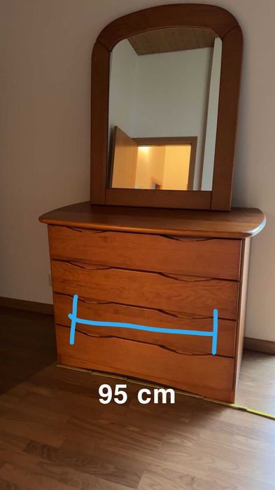 Conjunto de Quarto Completo à Venda