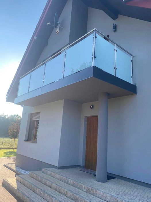 Balustrada nowoczesna szklana