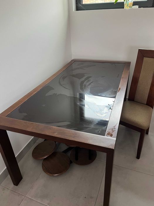 Conjunto mesa + 4 cadeiras