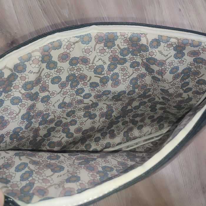 Torba Guess na laptopa