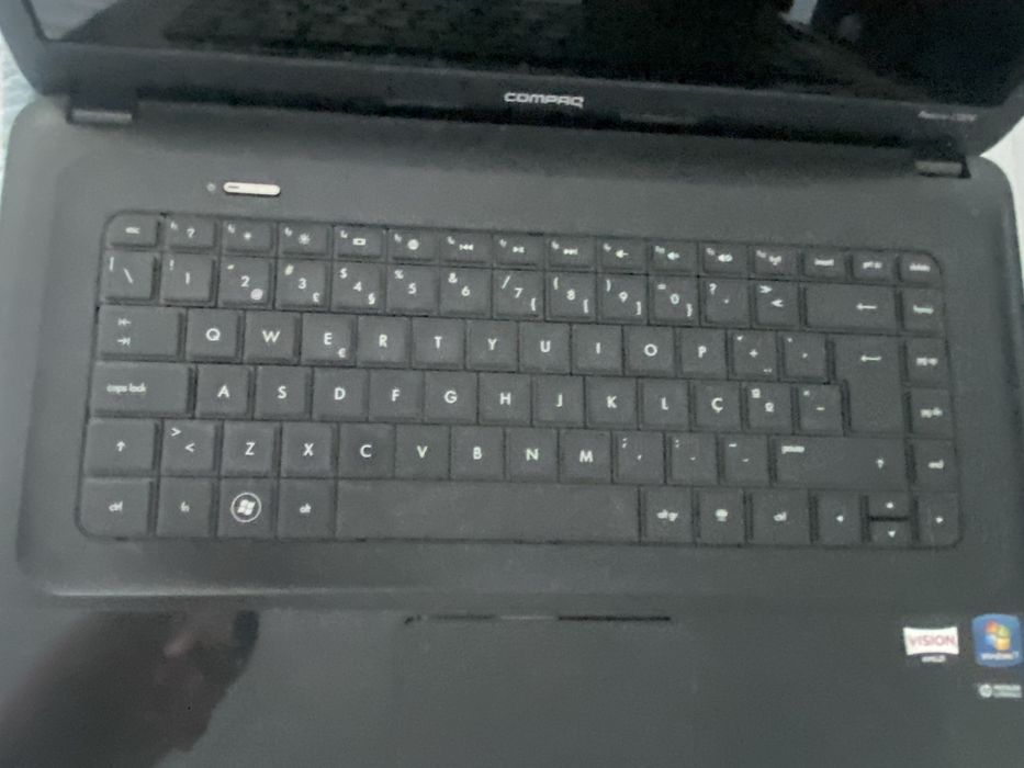 HP Compaq presario cq58