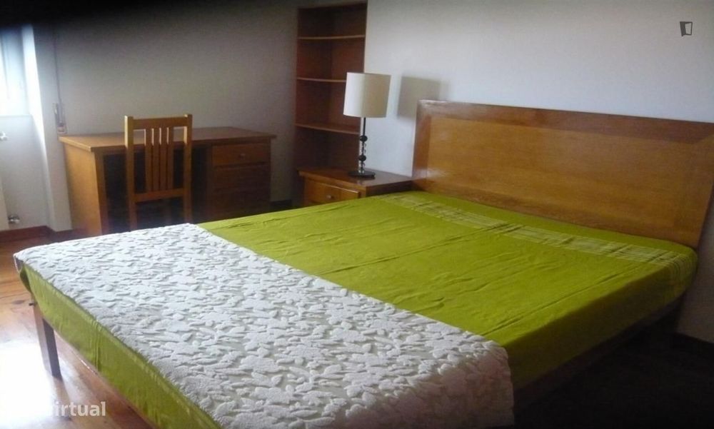 Quarto - localizado em Cidral Coimbra