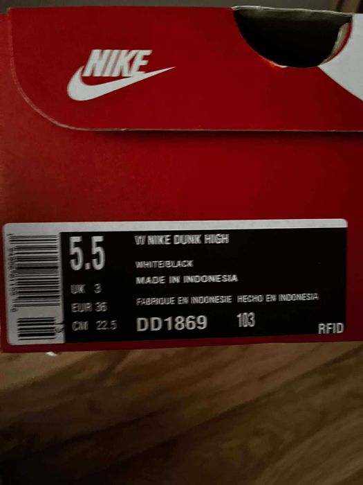 Buty NIKE Dunk High r. 36