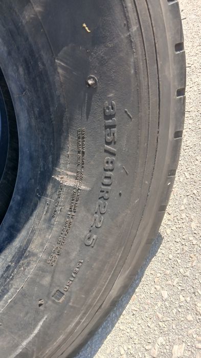 Par de pneus camião direccionais 315/80 R22.5