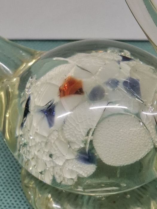 Łabędź figurka z kolorowego szkła prl