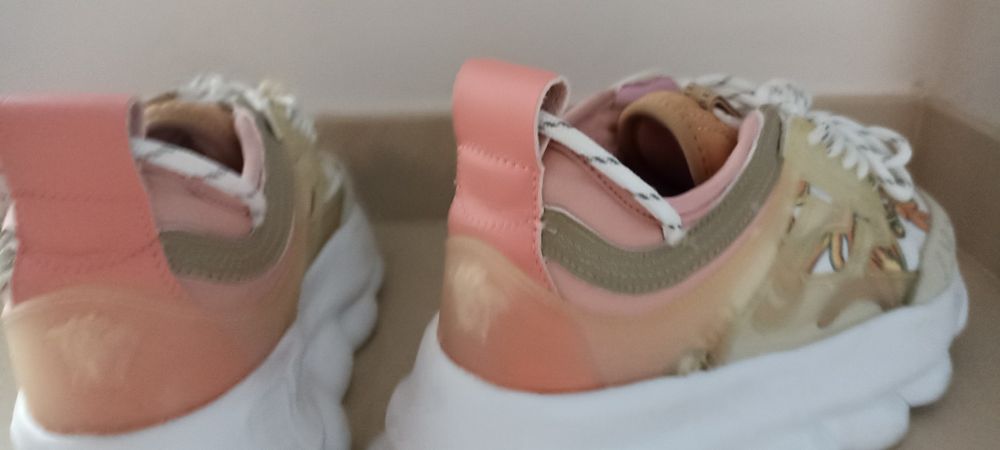 Buty Versace chain reaction