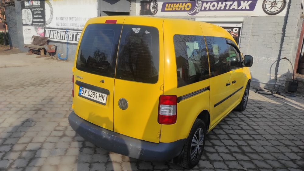 Продам VW Caddy 2005