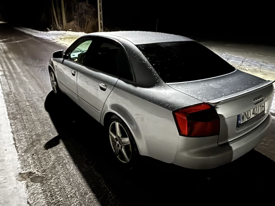 Audi A4B6 2.0 Benzyna