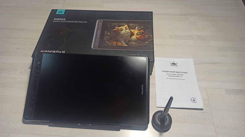 Графічний планшет Huion Kamvas Pro 13