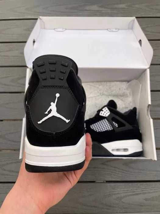 Jordan 4 Retro White Thunder R.45