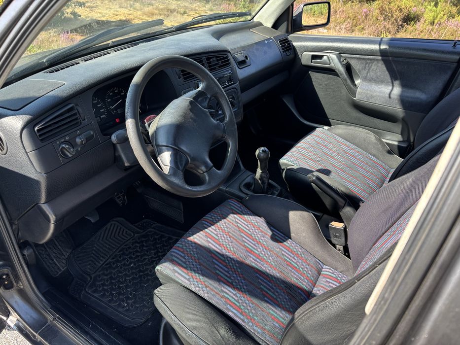 Vendo Volkwagen golf3 1400
