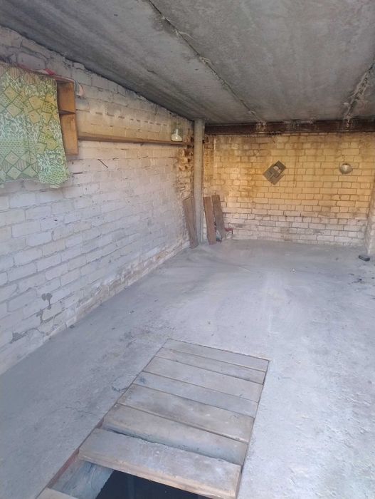 гараж здам м. Чернігівська