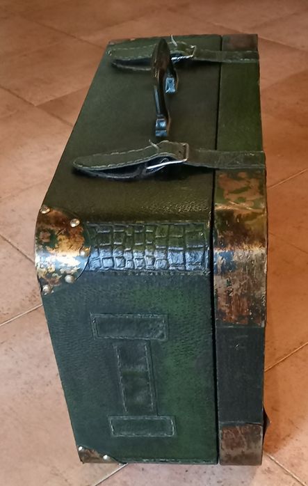 Mala Verde Antiga como Nova