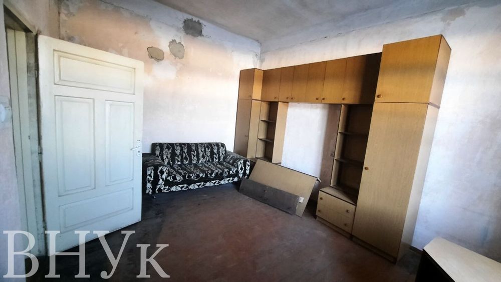 Продам квартиру з земельною ділянкою в центрі м. Ківерці