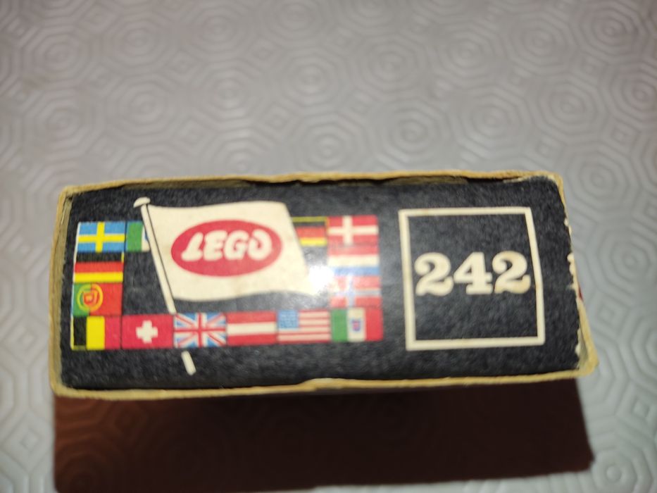 Bandeiras da Lego447389558186321920