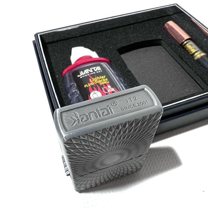 Набор Бензиновая зажигалка Kantai hq9 + бензин очищенный форма Zippo