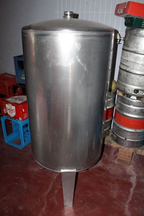 Cuba para vinho 350L