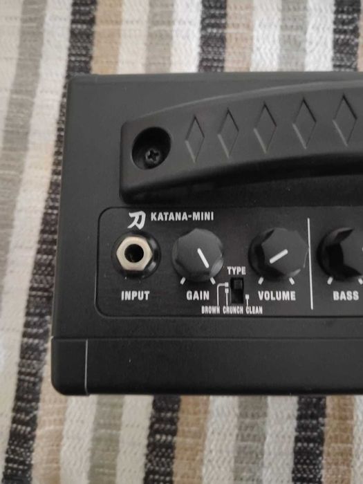 Amplificador Boss Mini Katana