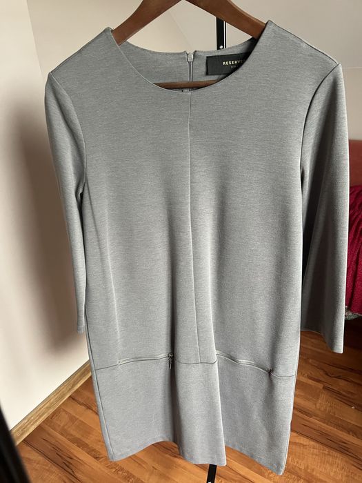 Sukienka elegancka Reserved L