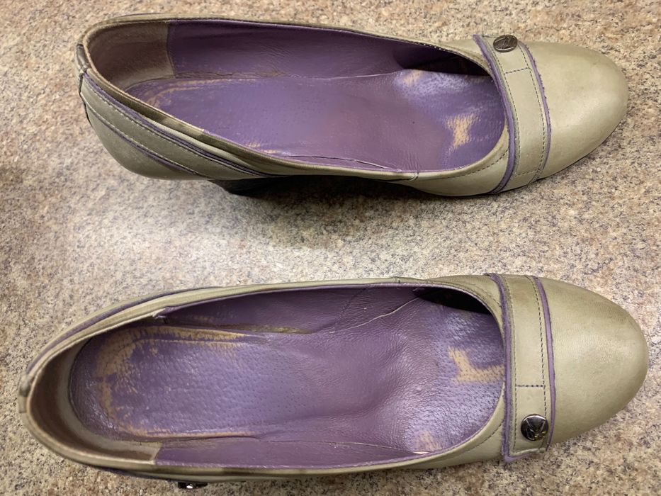 Buty na koturnie karino