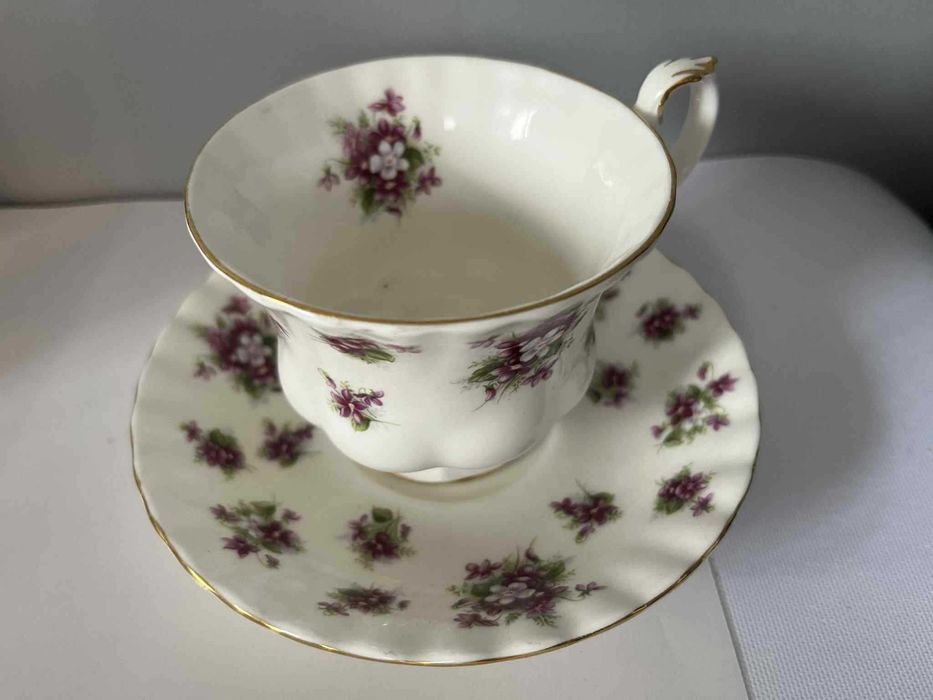 Porcelanowa filiżanka duo Royal Albert sweet violets fiołki