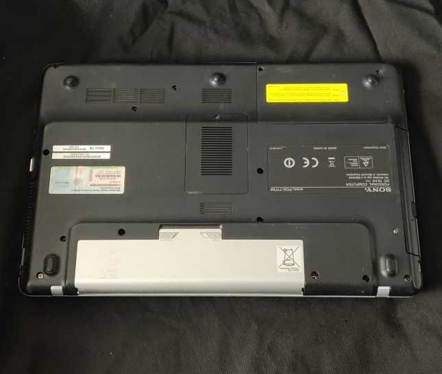 Portáteis Sony e Toshiba (para peças)