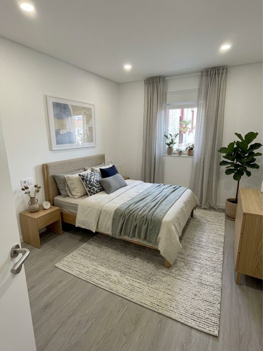 Vendo apartamento T2 totalmente remodelado nos Olivais