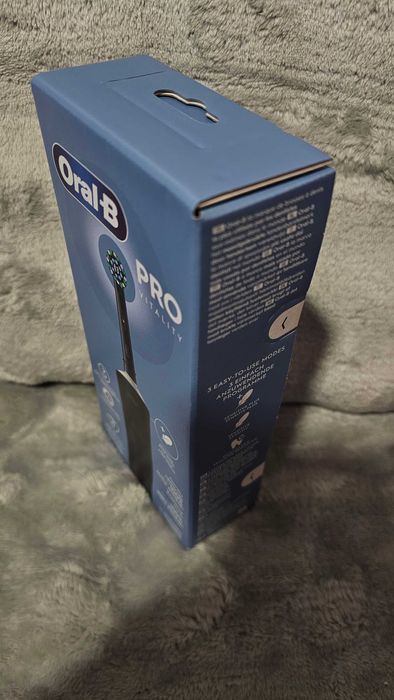 Escova de Dentes Elétrica ORAL-B Vitality Pro Box Preto