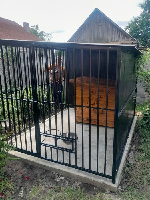 Вольєри для собак