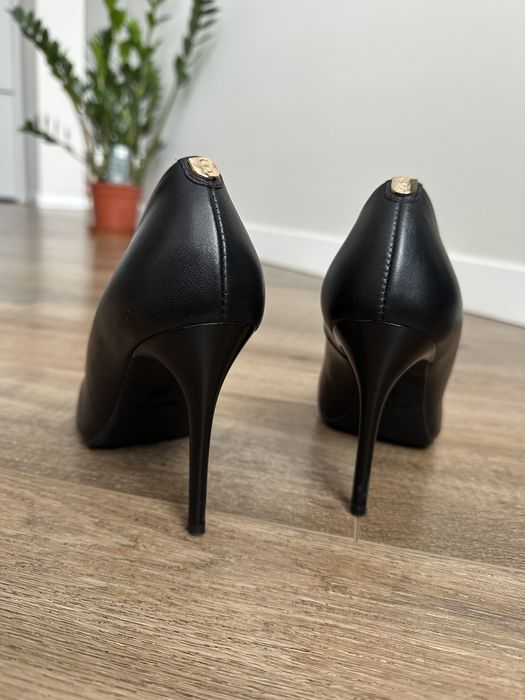 Жіночі туфлі Sala з натуральної шкіри, 36 розмір