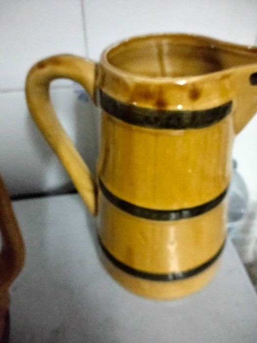Caneca antiga barro