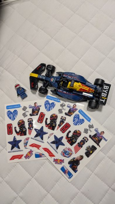 3D наліпки по мотивам F1 Red Bull Racing & Max Verstappen