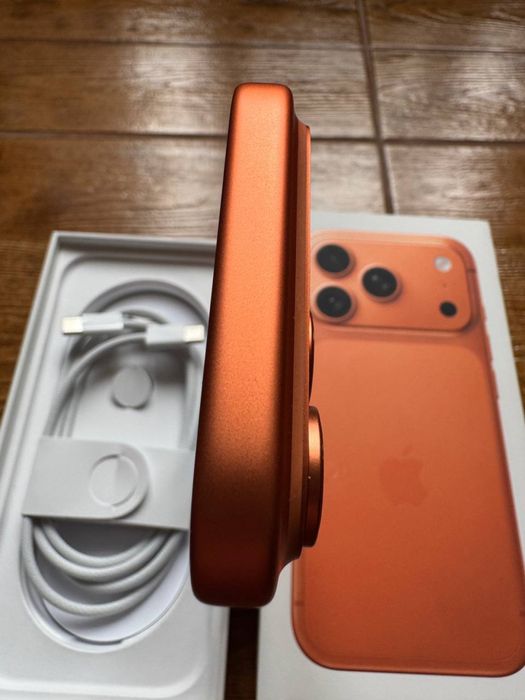 iPhone 17 pro,256 gb