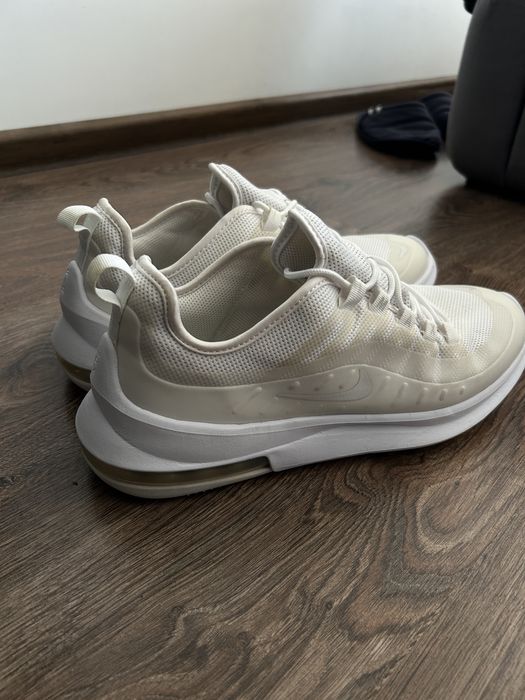 Чоловічі кросівки NIKE