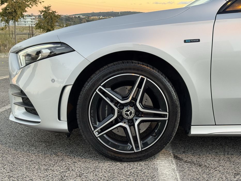 Mercedes A250e Limousine AMG 2021