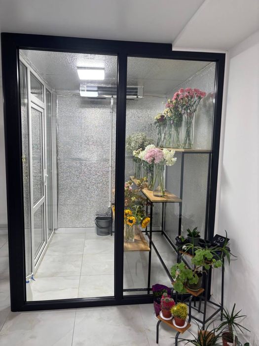 Холодильна вітрина